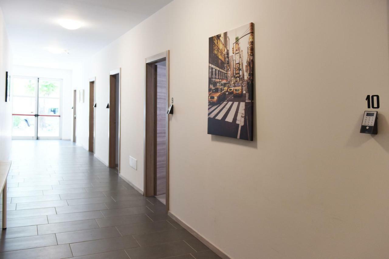 בולצאנו Mary'S Rooms & Apartments מראה חיצוני תמונה